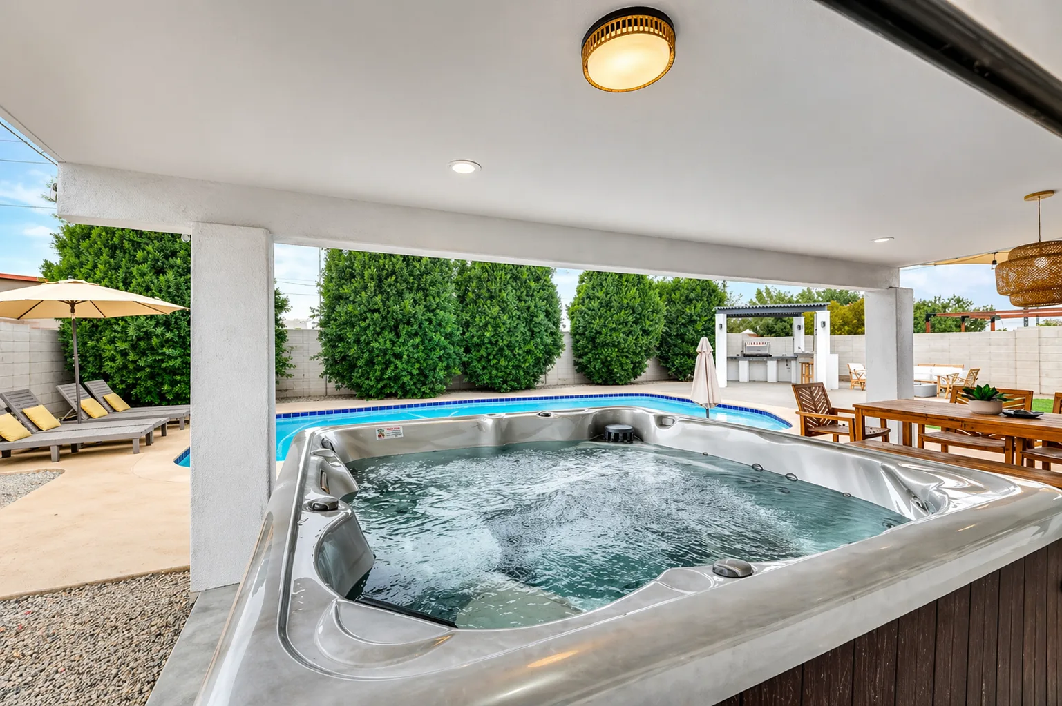 Mesa 3-bedroom vacation rental home — 77% Airbnb revenue increase after BookedMore listing optimization and dynamic pricing