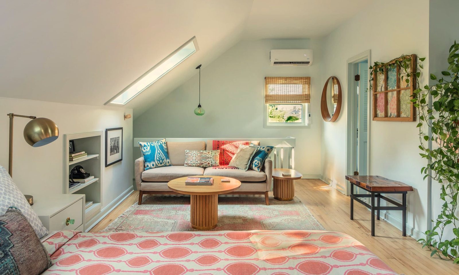 Bright sitting area at Algiers Point Studio, a home BookedMore co-hosts in New Orleans, Louisiana